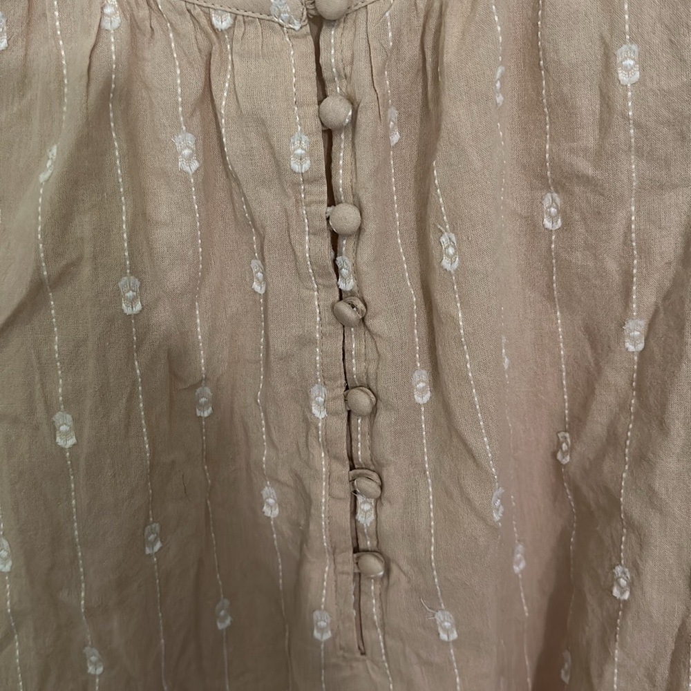 Universal Thread Top Tan Women's Medium - Picture 2 of 3